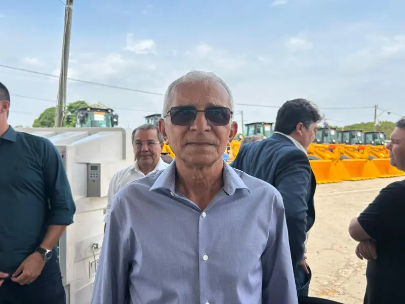 Municípios do Piauí recebem máquinas do PROMAQ para fortalecer infraestrutura