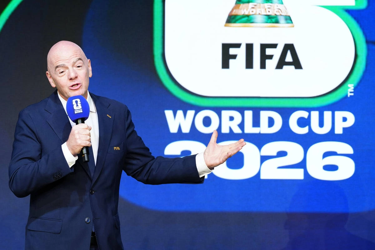 O presidente da Fifa, Gianni Infantino, discursa durante a apresentação da tabela da Copa do Mundo de 2026, em evento em Washington