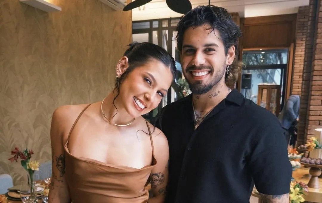 Passageiro, Ana Castela e Zé Felipe anunciam fim do relacionamento