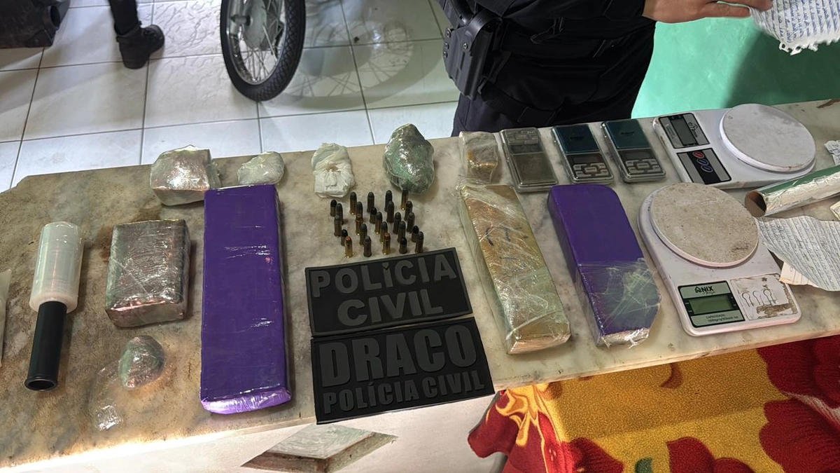 Polícia desmantela núcleo familiar ligado ao tráfico e apreende drogas em Parnaíba