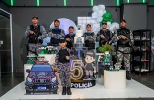 Polícia Militar surpreende criança em festa temática de aniversário em Teresina (Foto: Ascom PM-PI)