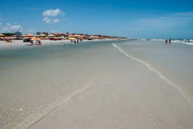 Praia Peito de Moça, em Luís Correia, no litoral do Piauí