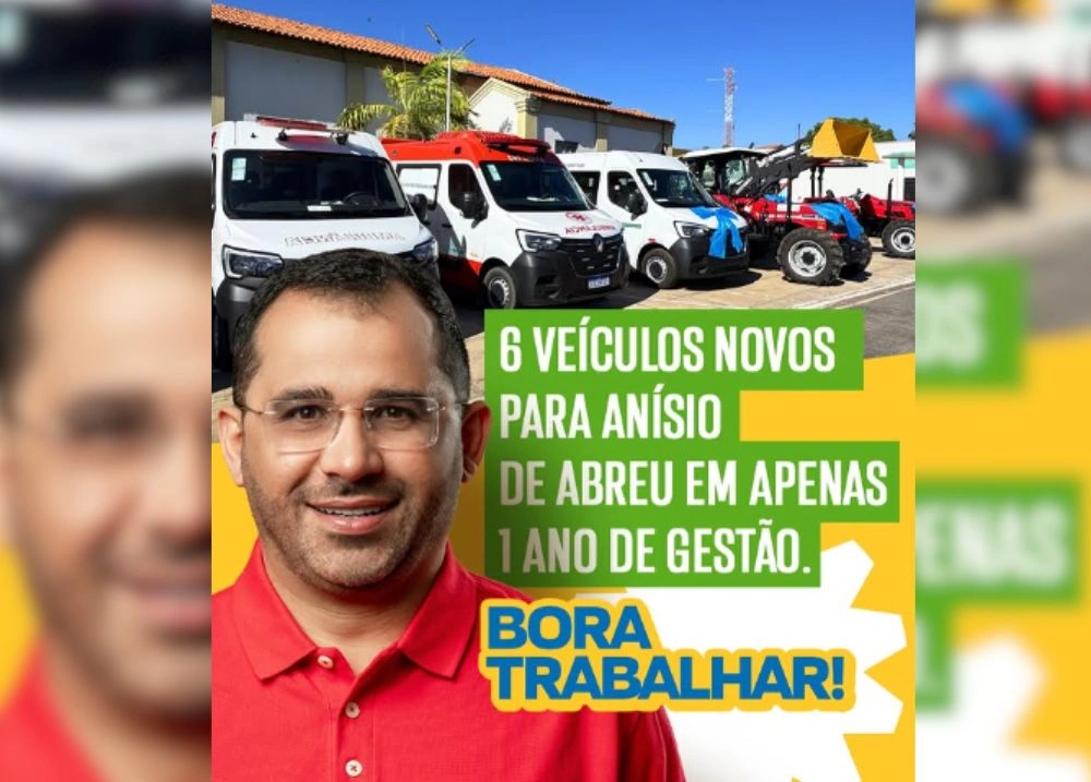 Prefeito Ramon Macêdo comemora entrega de 6 novos veículos a Anísio de Abreu