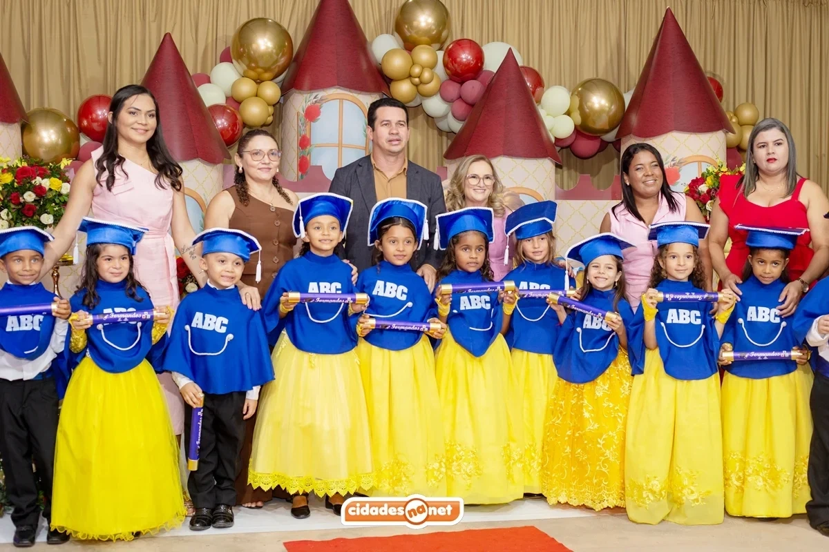 Prefeitura de Caxingó realiza formatura do ABC da rede municipal