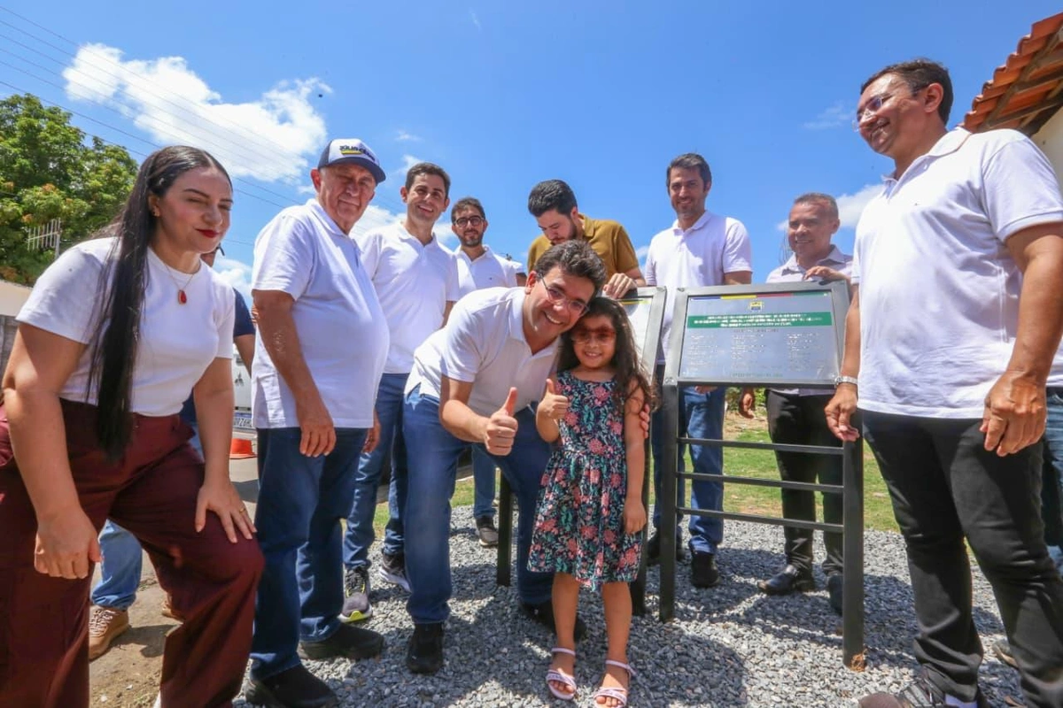 Rafael Fonteles entrega obras e reforça mobilidade urbana em Castelo do Piauí