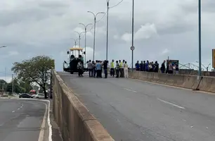Viaduto da Miguel Rosa é interditado para reparos emergenciais (Foto: Conecta Piauí)