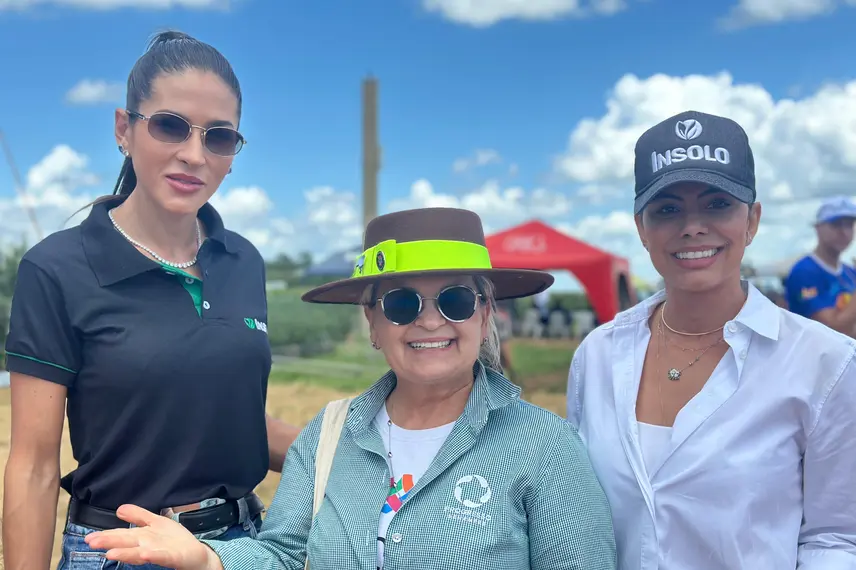 7º Dia de Campo Insolo da Fazenda Ipê reúne produtores e especialistas em  Baixa Grande do Ribeiro