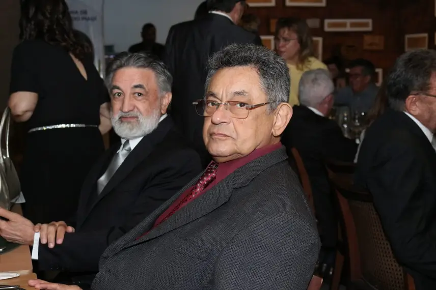 Academia de Medicina do Piauí realiza cerimônia de posse em noite prestigiada Academia de Medicina do Piauí realiza cerimônia de posse em noite prestigiada