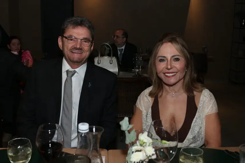 Academia de Medicina do Piauí realiza cerimônia de posse em noite prestigiada Academia de Medicina do Piauí realiza cerimônia de posse em noite prestigiada