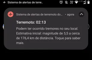 Alerta emitido pelo sistema de alerta de terremoto do Android (Foto: Reprodução/Redes sociais)