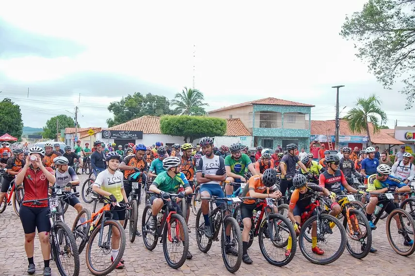 AROBIKE marca início das comemorações pelos 63 anos de Aroazes