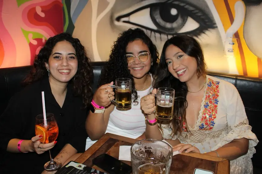 Banda Top Gun agita a noite na Zero Grau Choperia com muito rock e animação