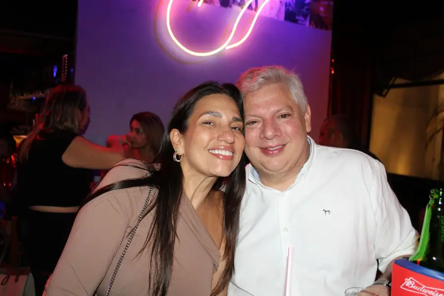 Banda Top Gun agita a noite na Zero Grau Choperia com muito rock e animação
