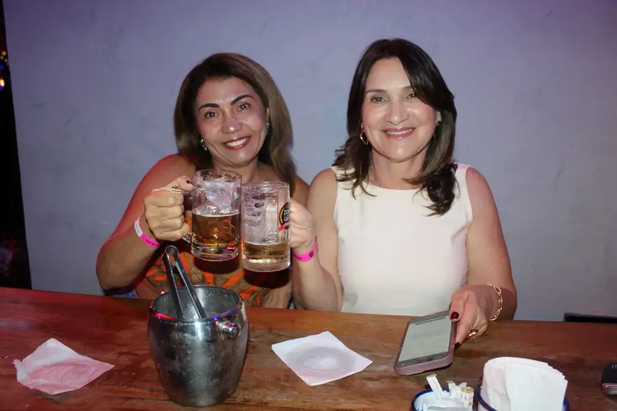 Banda Top Gun agita a noite na Zero Grau Choperia com muito rock e animação