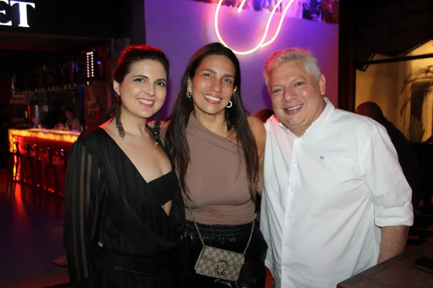 Banda Top Gun agita a noite na Zero Grau Choperia com muito rock e animação