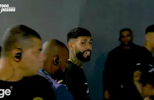 Barboza, do Botafogo, fica sem dente após confusão em campo contra o Flamengo (Foto: Reprodução/Sportv)