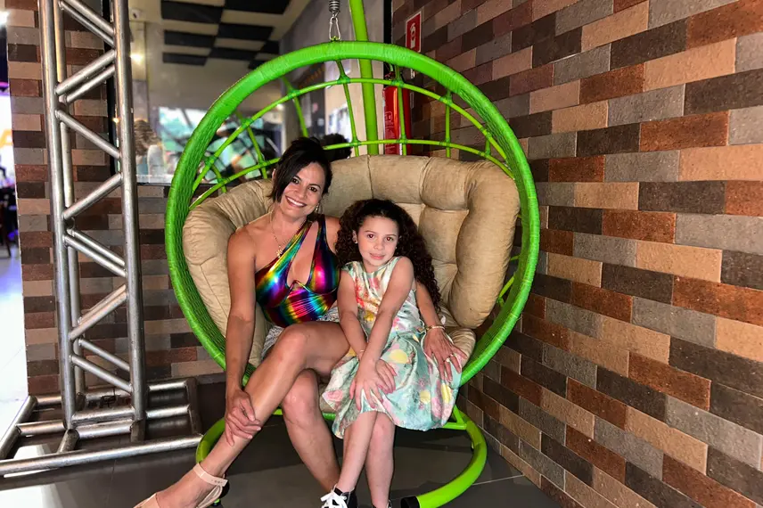 Bloco do Pebinha realiza prévia em Timon com muito brilho e animação