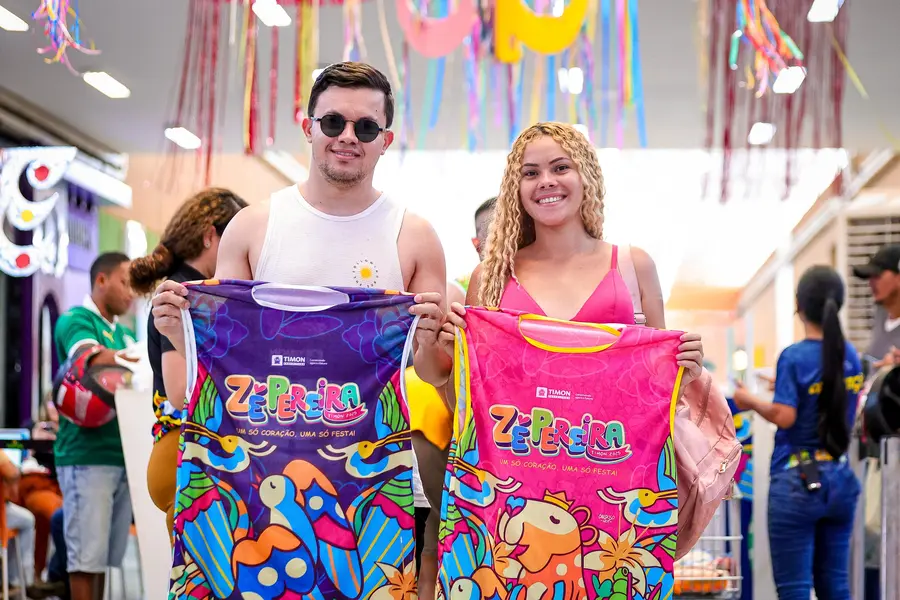 Começa entrega dos abadás para o Zé Pereira 2025