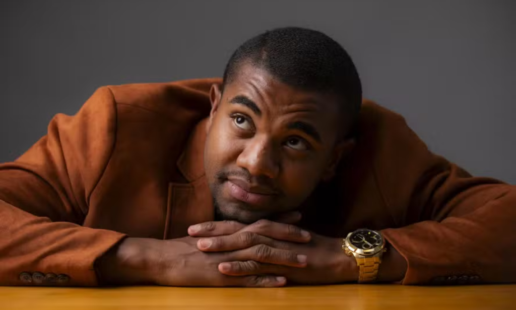 Davi Brito fica indignado por marcas não o contratar para divulgar Carnaval