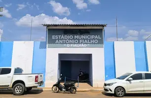 Estádio Municipal Antônio Fialho, em Simplício Mendes (Foto: Reprodução - Eronilson Nascimento)