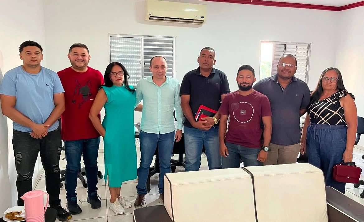 Gestão de Santa Rosa do Piauí realiza reunião sobre programação do Dia do Evangélico