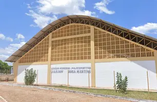 Ginásio Poliesportivo Jailson Rosa Martins, em Pau D'Arco do Piauí (Foto: Google street view)