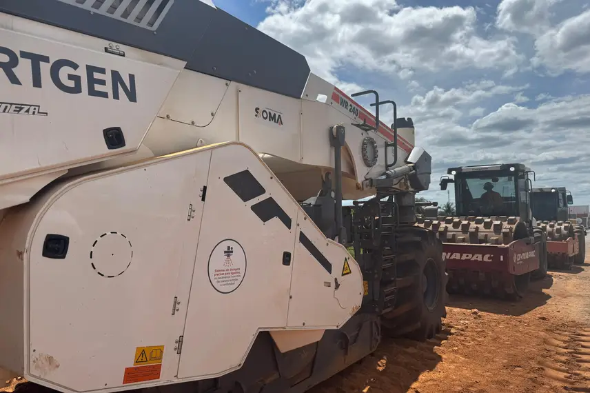 Governador assina ordens de serviço e inaugura obras em Caridade do Piauí Governador assina ordens de serviço e inaugura obras em Caridade do Piauí