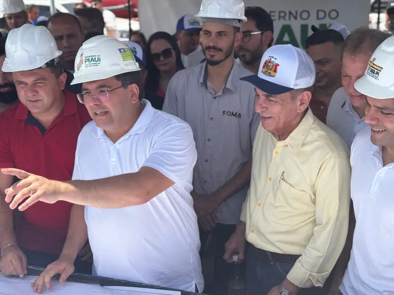 Governador assina ordens de serviço e inaugura obras em Caridade do Piauí