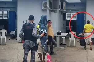 Homem é preso por tráfico de pássaros silvestre ao fugir de blitz em Teresina (Foto: Conecta Piauí)