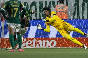 Hugo Souza defende pênalti e Palmeiras e Corinthians ficam no empate (Foto: Rodrigo Coca/Agência Corinthians)