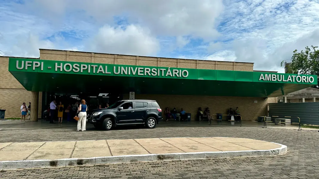 Inauguração tumógrafo HU