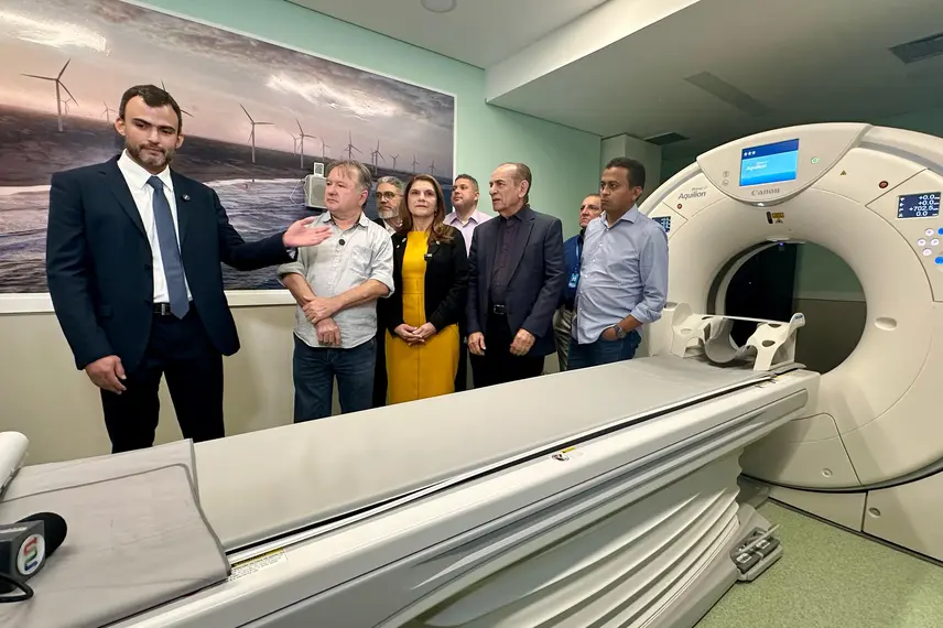 Inauguração tumógrafo HU