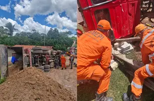 Motorista fica preso às ferragens em acidente de caçamba na zona Rural de Teresina (Foto: Reprodução)