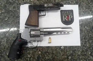 Polícia militar prende bandidos que faziam família refém em Timon (Foto: Reprodução PMMA)