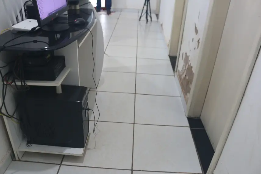 Precariedade e abandono nas instalações e equipamentos deixados pela antiga gestão de Eliseu Martins Precariedade e abandono nas instalações e equipamentos deixados pela antiga gestão de Eliseu Martins