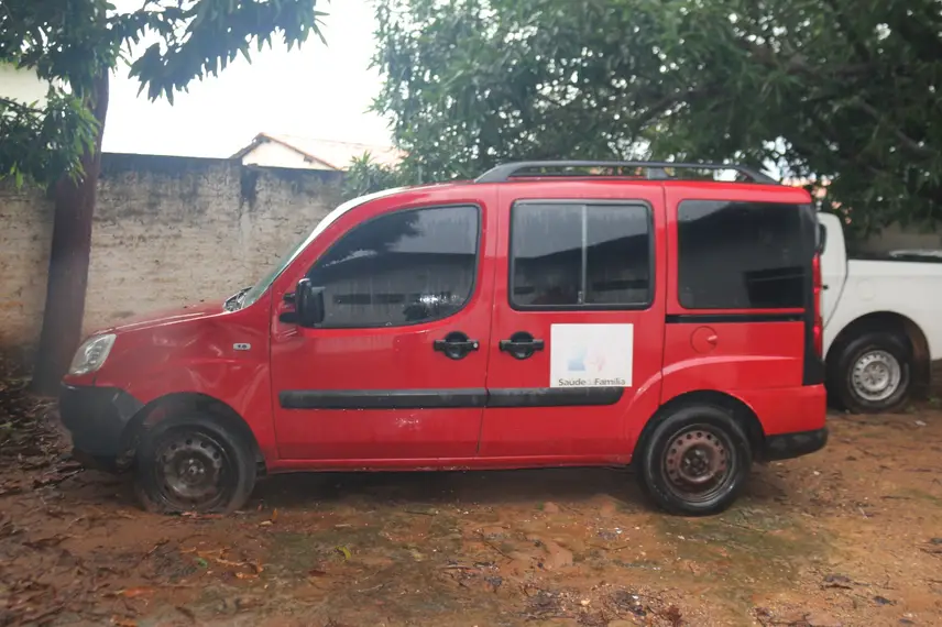 Precariedade e abandono nas instalações e equipamentos deixados pela antiga gestão de Eliseu Martins Precariedade e abandono nas instalações e equipamentos deixados pela antiga gestão de Eliseu Martins