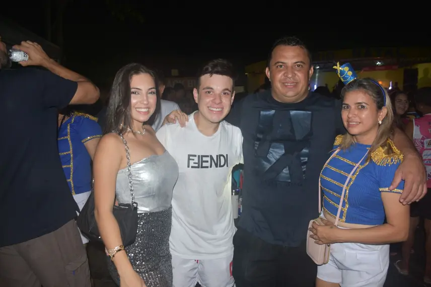 Prefeito de Monsenhor Gil, Dr. Evandro Abreu, realizou o tradicional Corso neste sábado (22)