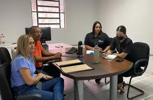 Reunião de secretarias de saúde e assistência social em Palmerais (Foto: Reprodução - Redes Sociais)