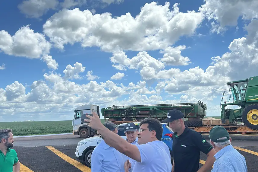 'Rodovia da Soja': governador entrega trecho da PI-392 em Baixa Grande do Ribeiro 'Rodovia da Soja': governador entrega trecho da PI-392 em Baixa Grande do Ribeiro