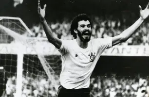Sócrates, ex-jogador de futebol (Foto: Reprodução)