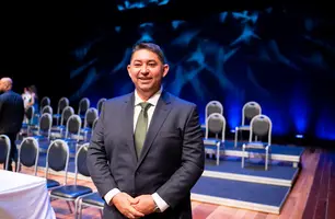 Vereador Carpejanne Gomes propõe que passagens de ônibus sejam pagas via pix (Foto: Ascom)