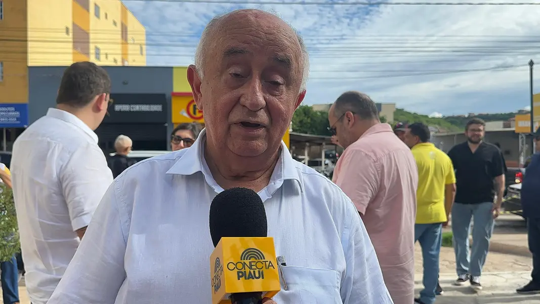 Wellington Dias lança programa social e visita áreas afetadas pela chuva em Picos