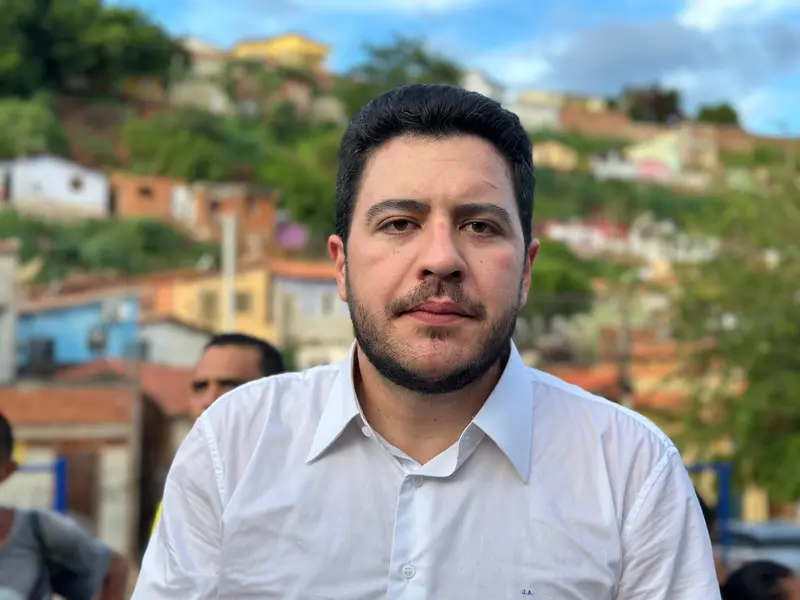 Wellington Dias lança programa social e visita áreas afetadas pela chuva em Picos