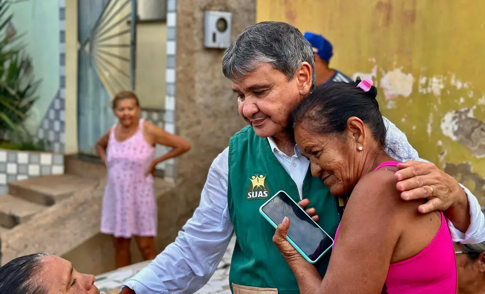 Wellington Dias lança programa social e visita áreas afetadas pela chuva em Picos