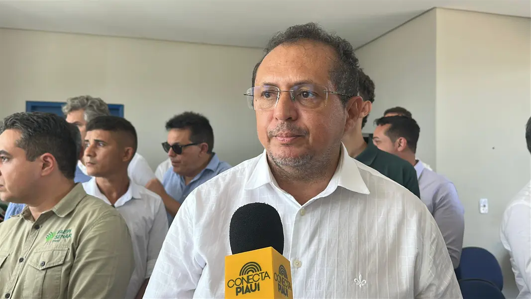 Wellington Dias lança programa social e visita áreas afetadas pela chuva em Picos