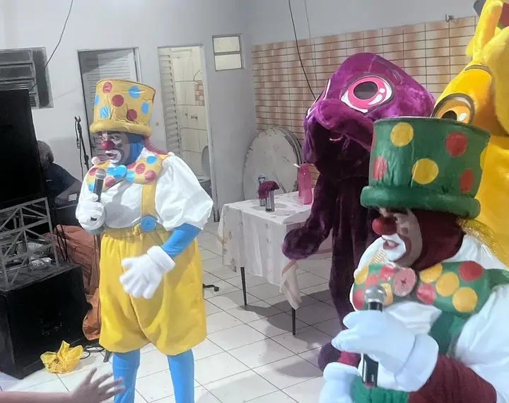 Bloco da Alegria: Neto Caixeiro entrega Carnaval mágico para crianças em Coivaras