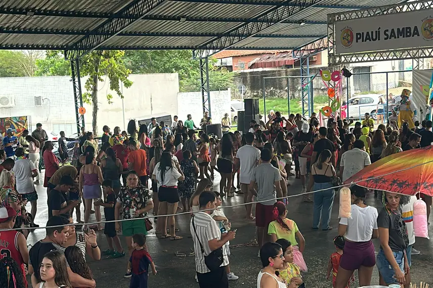Bloco Piauí Samba leva alegria e muito samba para famílias na Zona Sul de Teresina