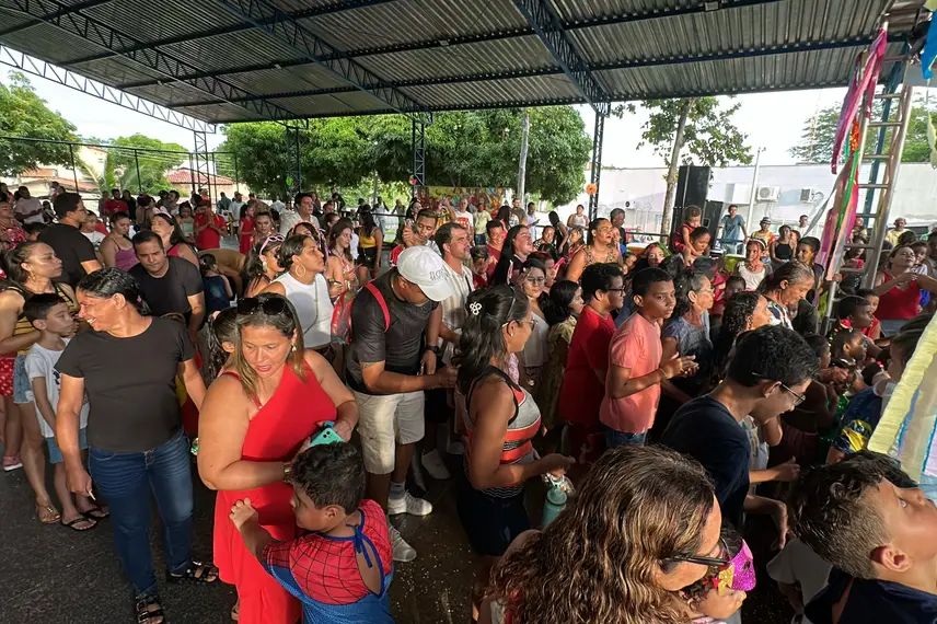 Bloco Piauí Samba leva alegria e muito samba para famílias na Zona Sul de Teresina Bloco Piauí Samba leva alegria e muito samba para famílias na Zona Sul de Teresina