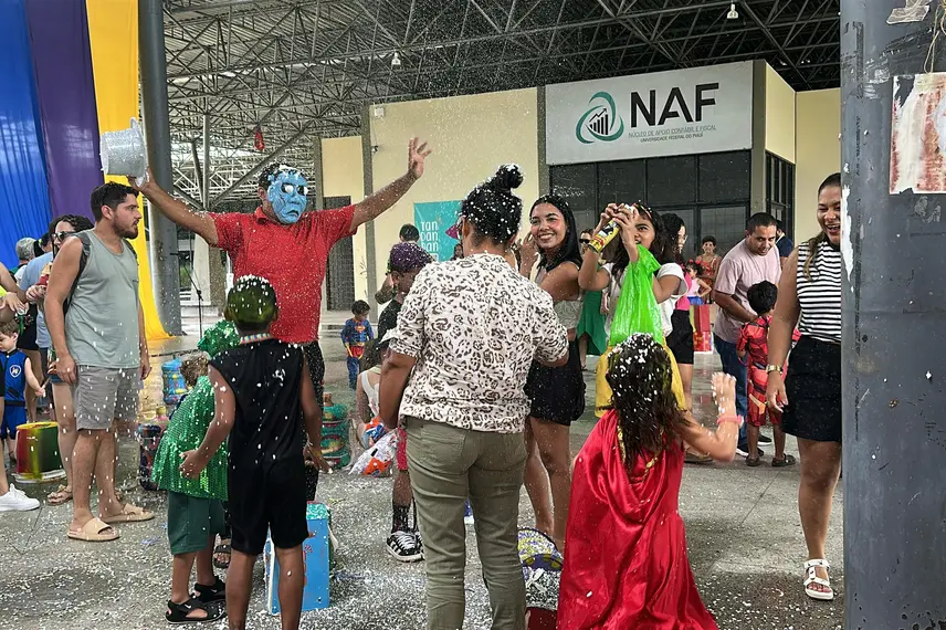 Bloco Tan-Dan-Dan anima crianças com muita folia e lazer para famílias em Teresina