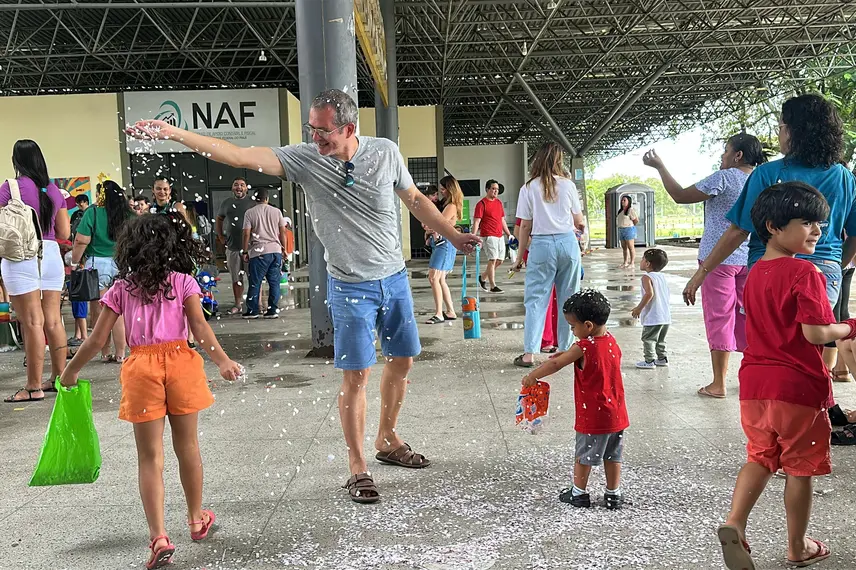 Bloco Tan-Dan-Dan anima crianças com muita folia e lazer para famílias em Teresina